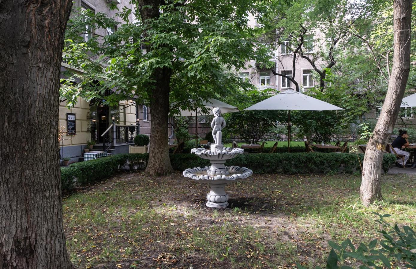 Mini-Hotel Guest Residence Kyiv Exterior photo
